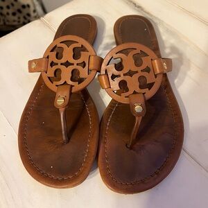 Tory Burch Miller Brown 8M